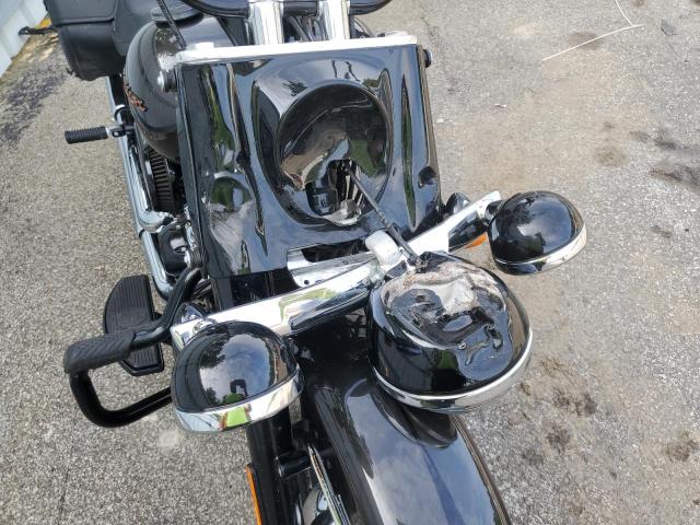 2019 HARLEY-DAVIDSON FLHCS 1HD1YBK12KC011256