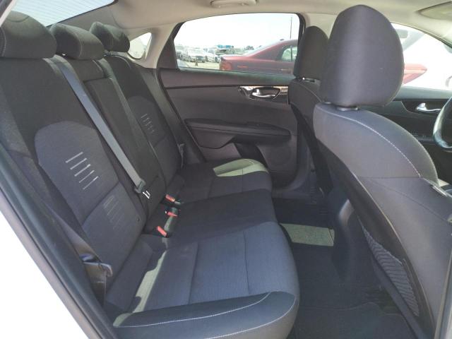 3KPF34AD4KE077099 KIA Forte Gt Line