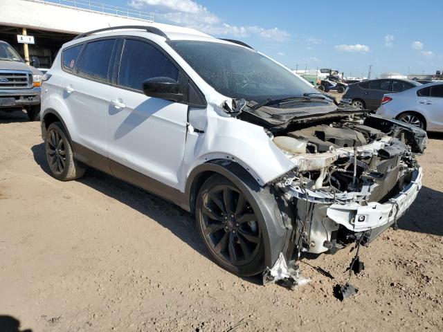 1FMCU0GD9HUA15087 Ford ESCAPE SE