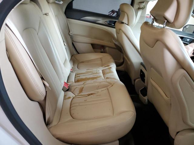 2018 LINCOLN MKZ PREMIE 3LN6L5B90JR607734