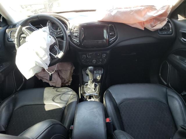 3C4NJDBB8KT724033 Jeep Compass Latitude
