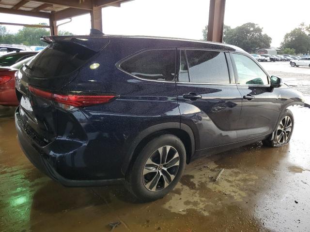 VIN 5TDGZRAH1LS017968 2020 Toyota Highlander, Xle no.3