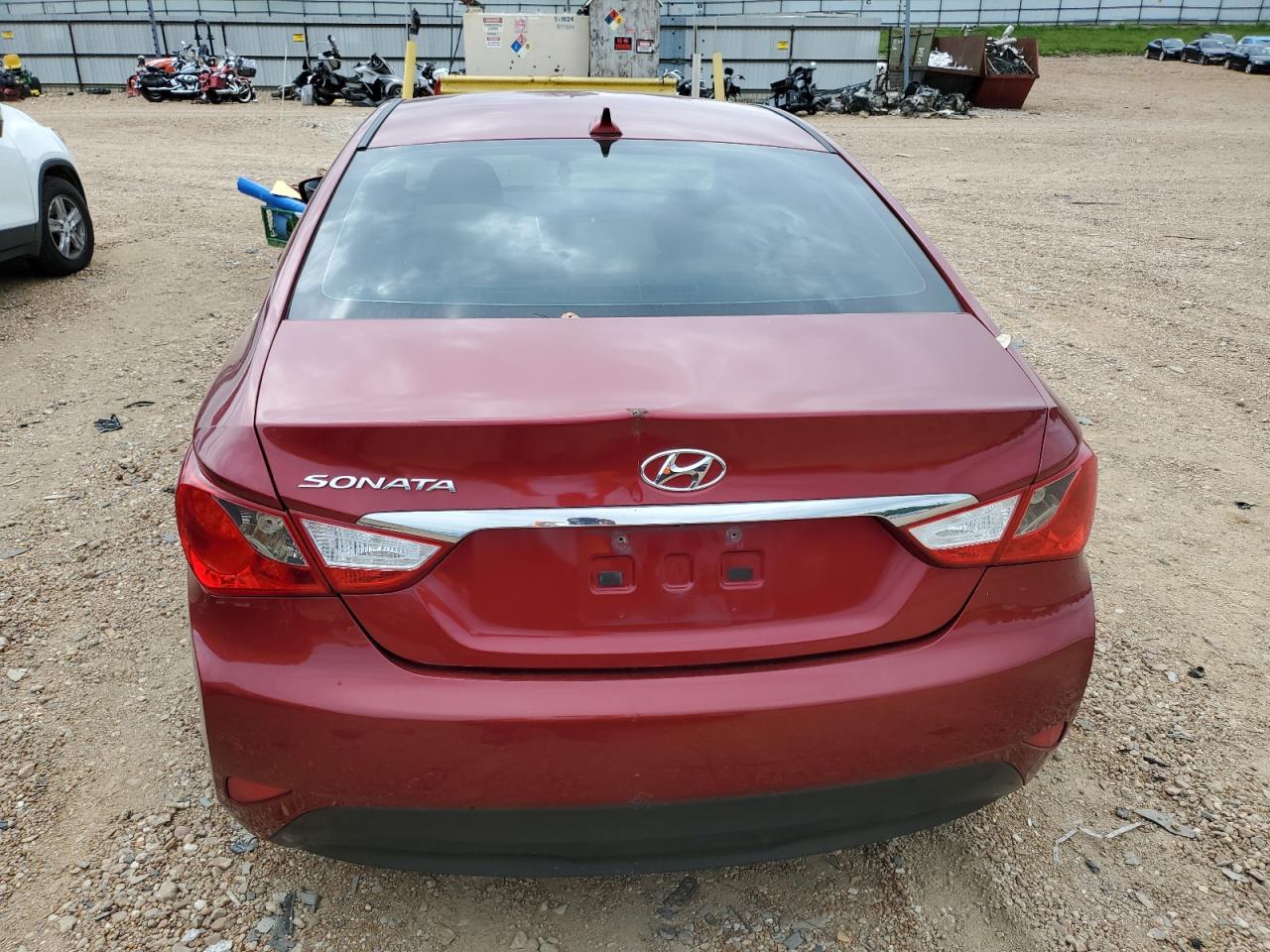 Lot #2090997474 2014 HYUNDAI SONATA GLS