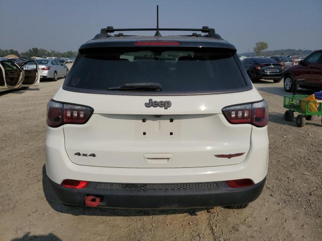 3C4NJDDB5JT132066 Jeep Compass Trailhawk