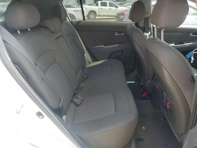 KNDPB3AC4E7559925 KIA Sportage Base