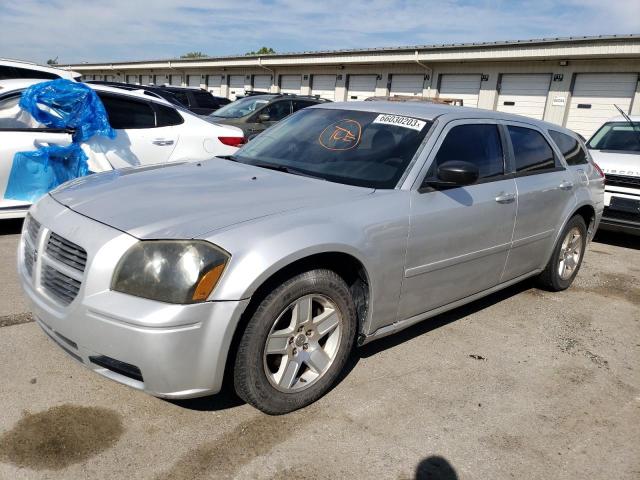 2005 Dodge Magnum SE