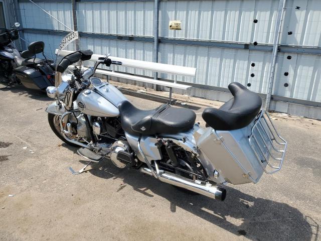 2010 HARLEY-DAVIDSON FLHRC 1HD1FR417AB625526