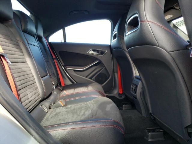 WDDSJ4GBXFN183056 Mercedes-Benz CLA 250 4MATIC