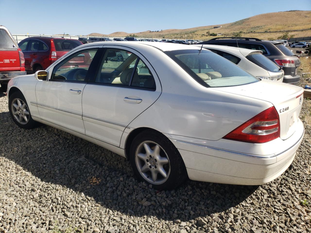 WDBRF61J02F256590 2002 Mercedes-Benz C 240