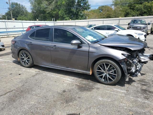 4T1G11AKXNU622957 Toyota Camry SE 4