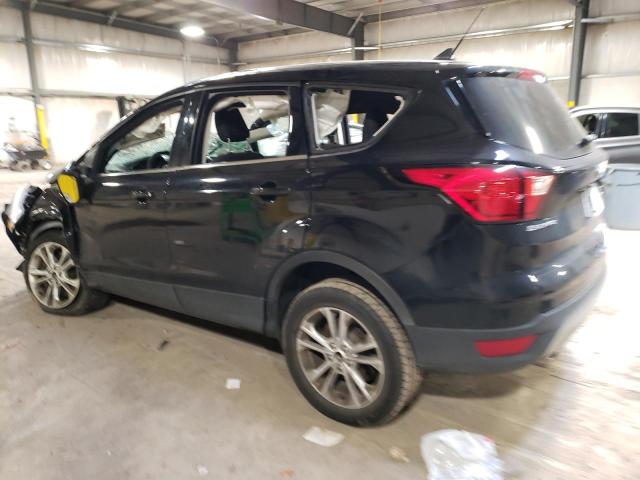 1FMCU9GD2KUC18270 Ford ESCAPE SE