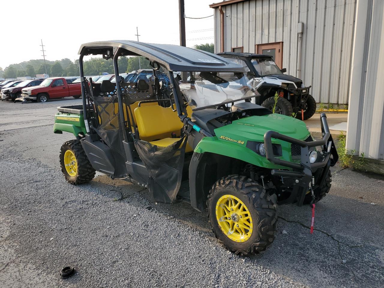 1M0590MBLKM020048 GATR GOLF CART 2019