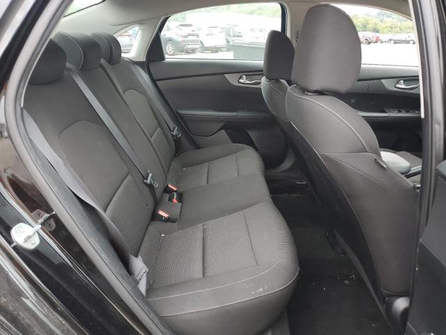 3KPF24AD2KE079551 KIA FORTE FE