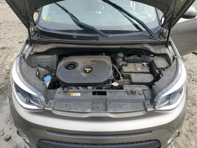 KNDJP3A50J7589328 KIA SOUL +