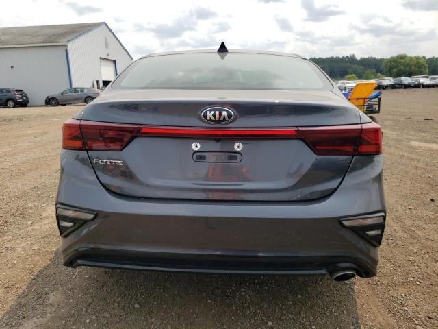 3KPF24AD8KE061605 Kia Forte FE 6