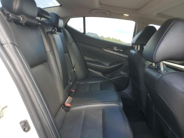 1N4AA6AP9HC414538 Nissan Maxima 3.5s