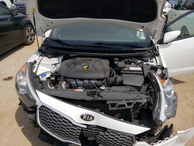 KNAFK4A67G5496200 KIA FORTE LX