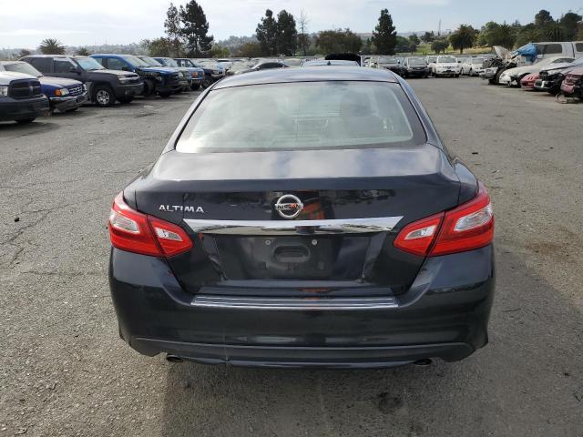 1N4AL3AP0HN306015 Nissan ALTIMA 2.5