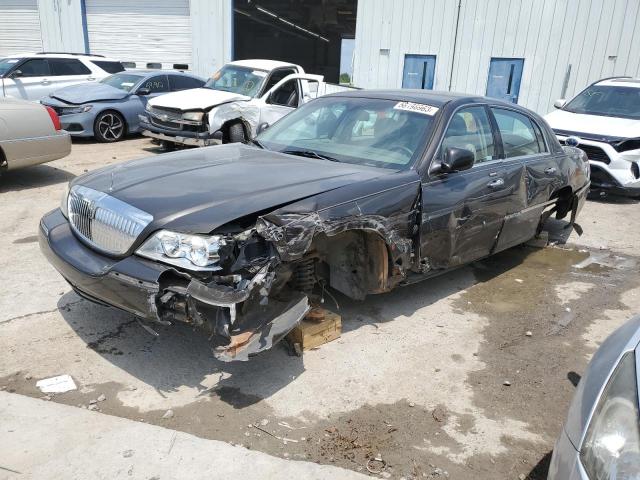 2005 Lincoln Town Car Signature