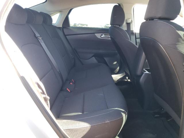 3KPF24AD9KE094239 KIA FORTE FE