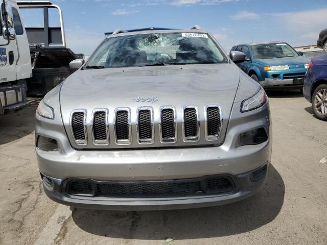 1C4PJMCB0GW282678 Jeep Cherokee Latitude