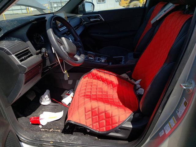 JA4J4UA8XNZ065858 Mitsubishi Outlander Se
