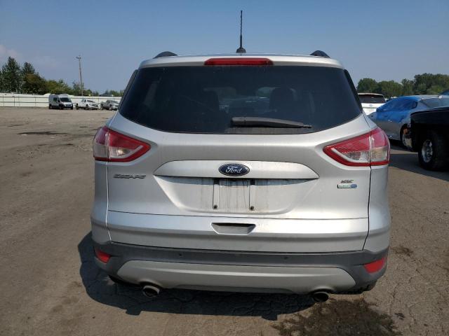 1FMCU9GX8GUC28738 Ford ESCAPE SE