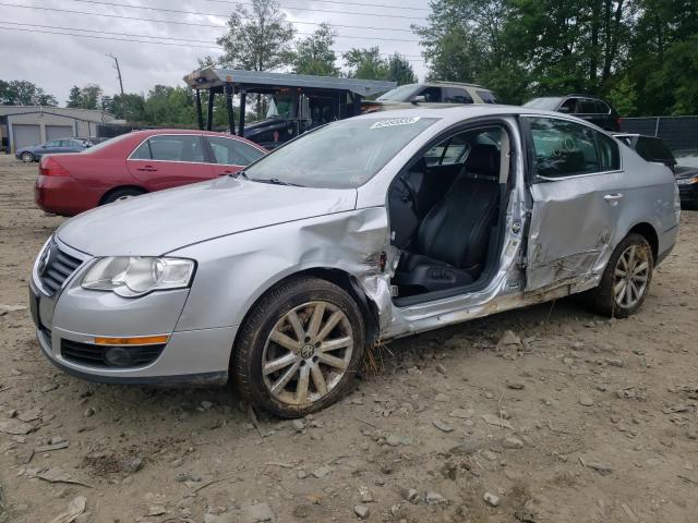 2010 Volkswagen Passat 