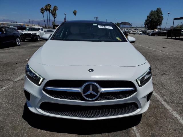 WDD3G4EB6LW038785 Mercedes-Benz A 220