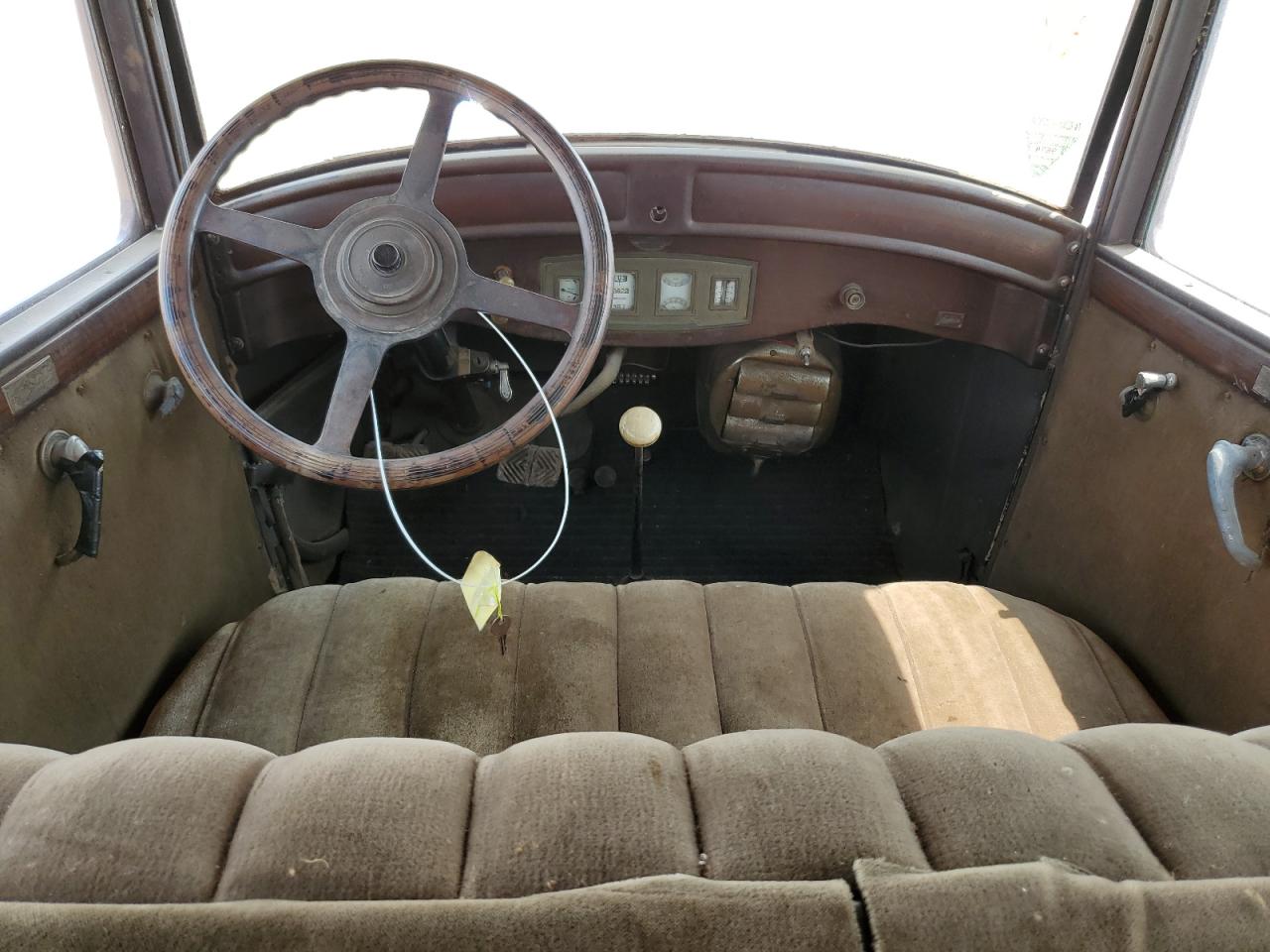 4050843 1928 Studebaker Commander