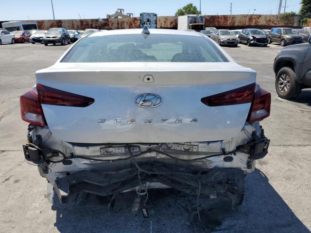 2019 HYUNDAI ELANTRA SE - KMHD84LF0KU764472