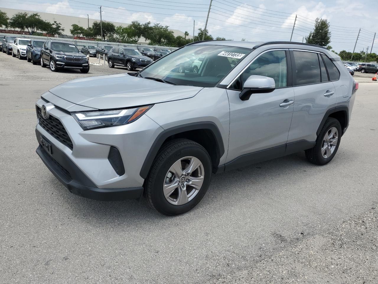 VIN: 2T3P1RFV7NW255976 2022 TOYOTA RAV4