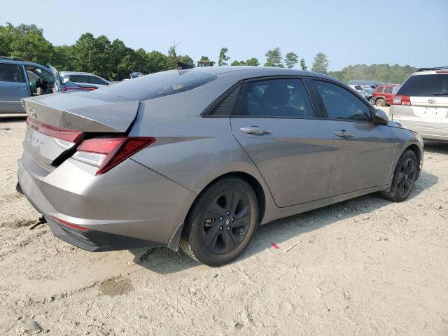 KMHLM4AG5NU335870 Hyundai Elantra SE 3