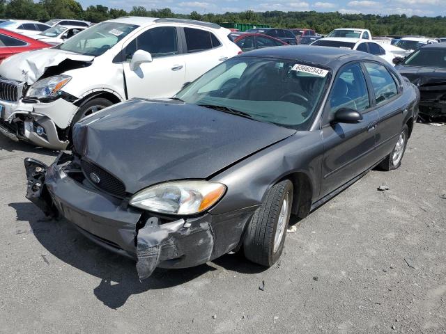 2005 Ford Taurus SE