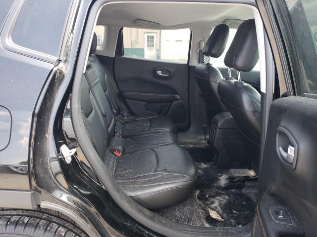 3C4NJDCB8JT437112 Jeep Compass Limited