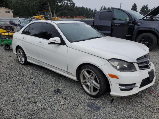 WDDGF4HB2ER316731 Mercedes-Benz C 250