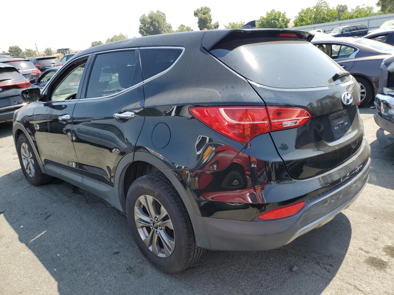 2016 Hyundai Santa Fe Sport vin: 5XYZTDLB7GG323551