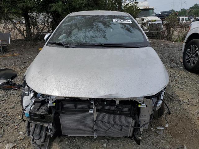 JTND4MBE9P3199432 Toyota COROLLA SE