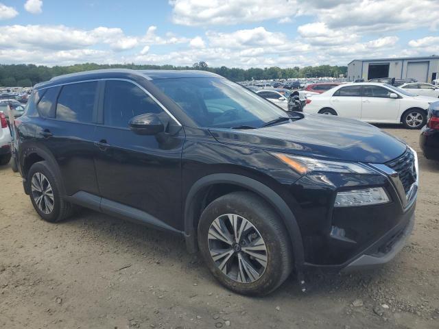 5N1BT3BA6NC715826 Nissan Rogue SV 4