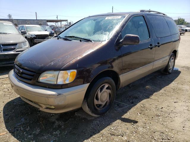 2001 Toyota Sienna LE