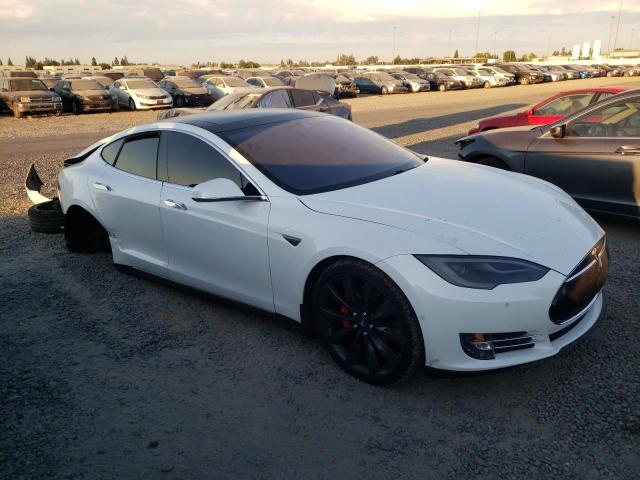 2015 TESLA MODEL S P8 5YJSA1H49FF085109