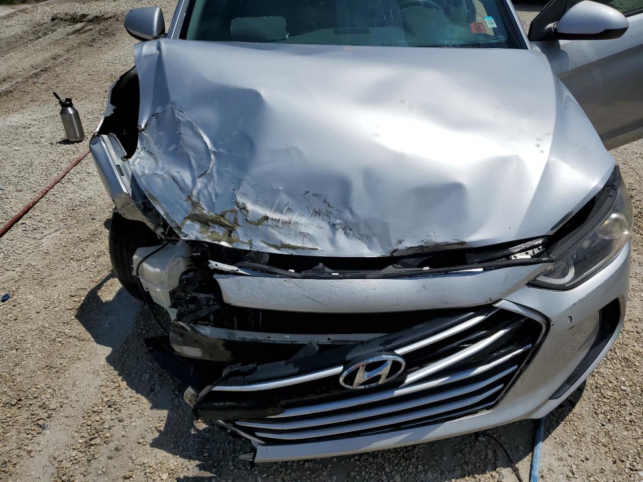 2017 Hyundai Elantra Se vin: 5NPD84LF2HH028849