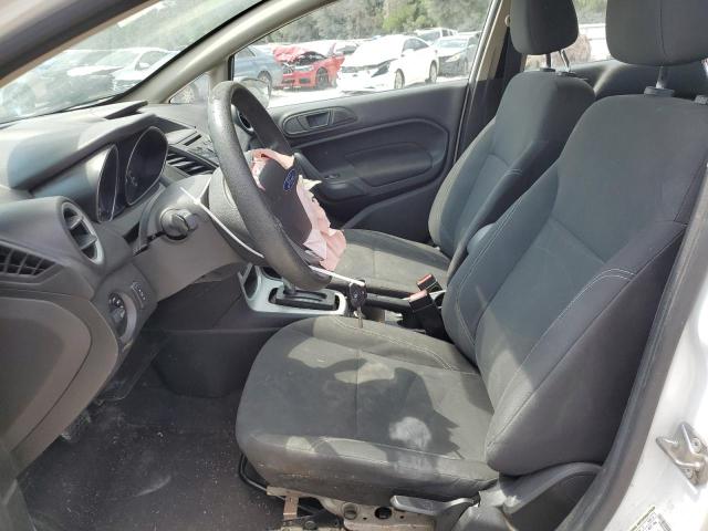  FORD FIESTA 2018 Білий