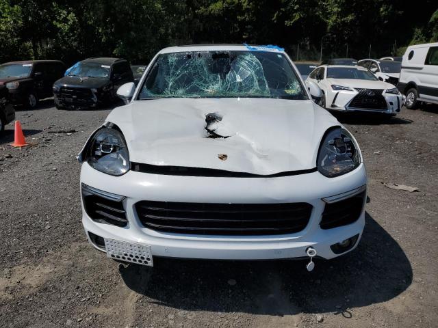 VIN WP1AF2A23GKA43775 2016 PORSCHE CAYENNE no.5