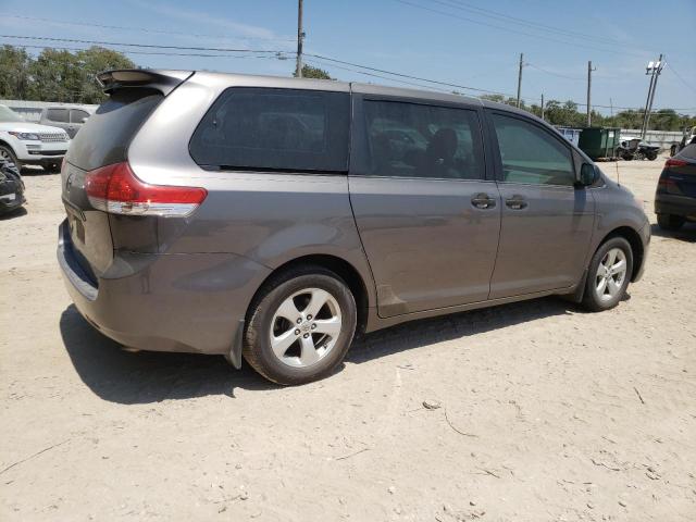 5TDKA3DC6BS003108 Toyota Sienna Base 2011
