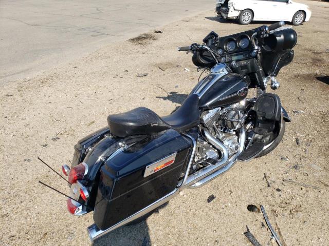 2010 HARLEY-DAVIDSON FLHTCU 1HD1FC432AB614805
