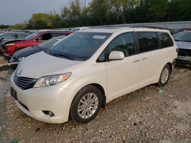 2017 Toyota Sienna XLE