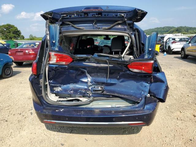 2C4RC1FG3JR127857 2018 CHRYSLER PACIFICA, photo no. 6