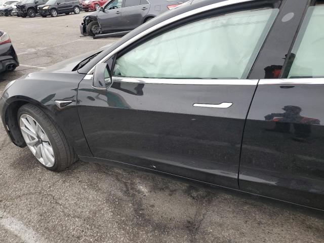 5YJ3E1EA6KF323737 Tesla MODEL 3
