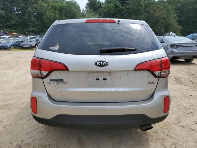 2015 KIA SORENTO LX - 5XYKTCA63FG614788